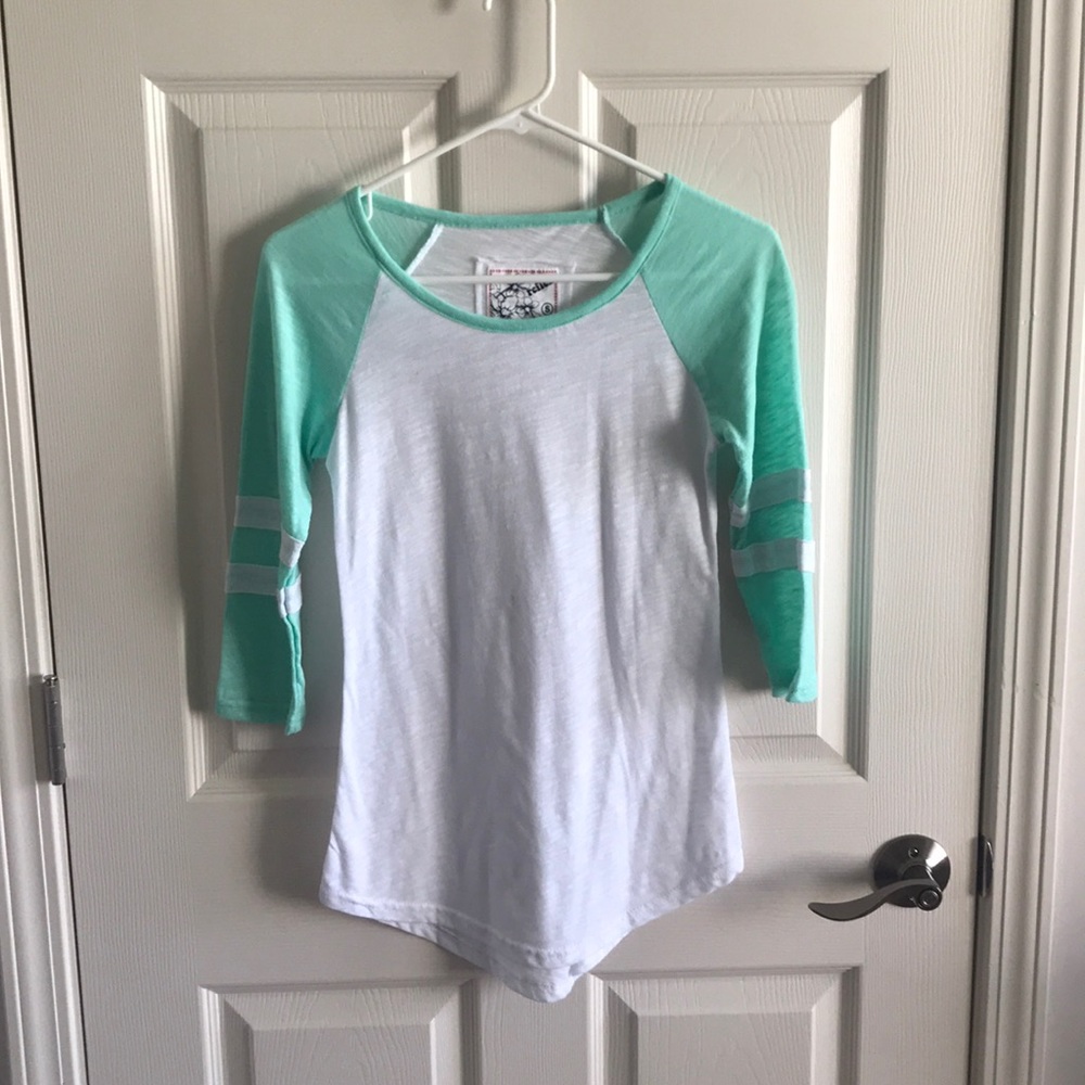 Women’s baseball tee